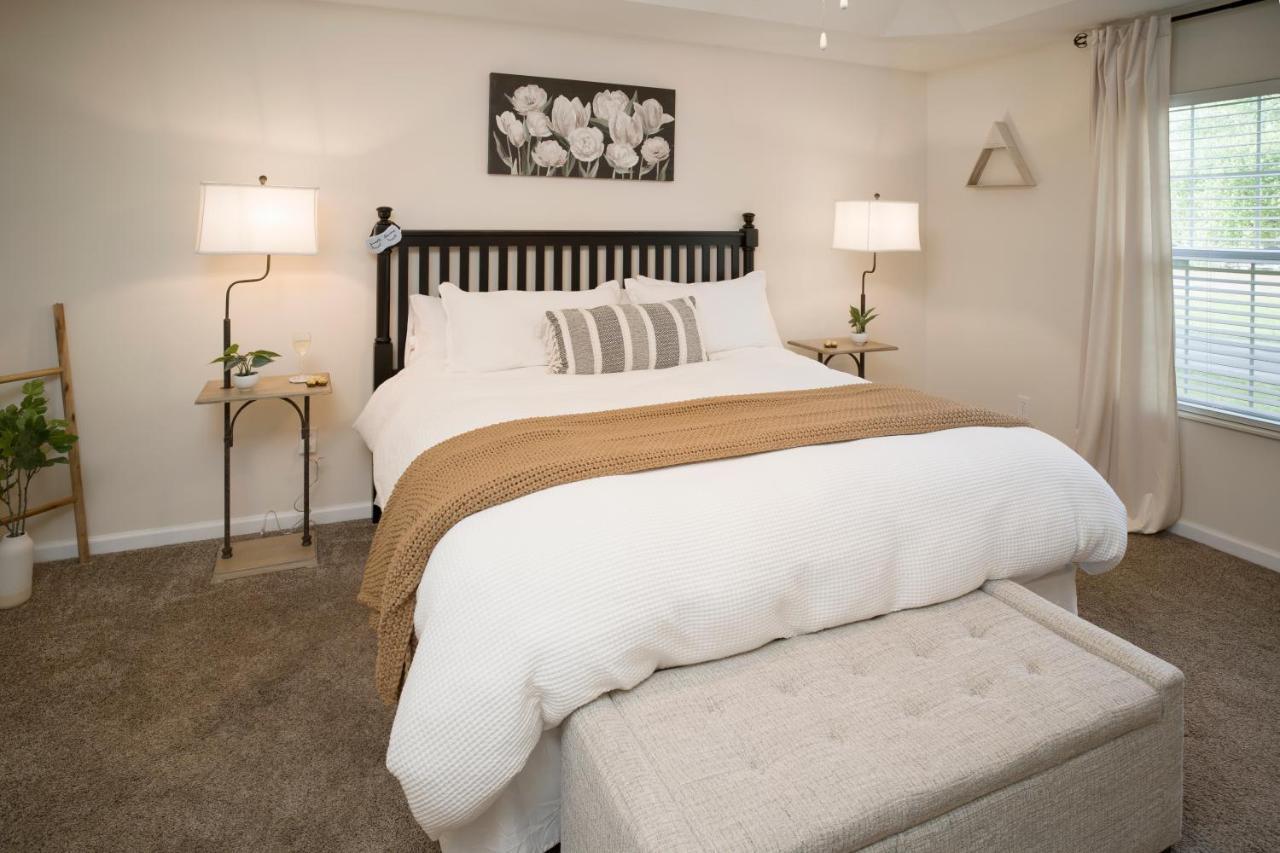 فيلا Luxe Quiet Townhouse W/Parking/Pool/By Dollywood بيدجن فورج المظهر الخارجي الصورة