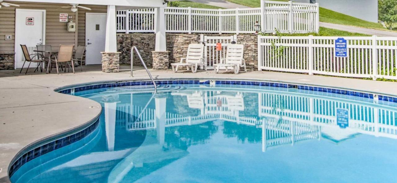 فيلا Luxe Quiet Townhouse W/Parking/Pool/By Dollywood بيدجن فورج المظهر الخارجي الصورة